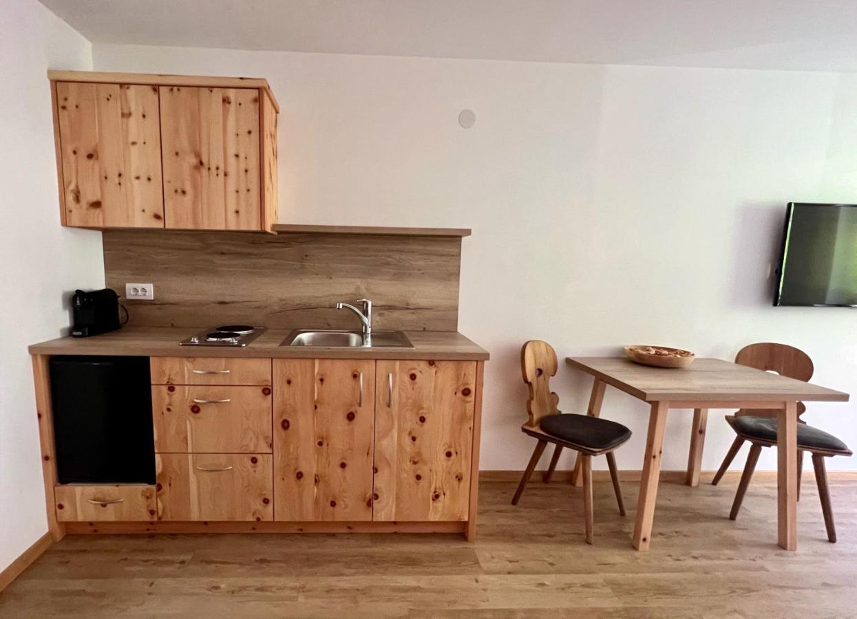 Zur Bruecke Apartments And Rooms - Your Home In Heart Of South Tyrol, With Brixencard And Free Parking Fortezza Exterior photo