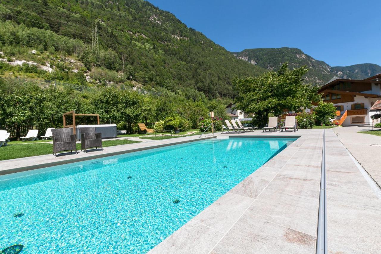 Zur Bruecke Apartments And Rooms - Your Home In Heart Of South Tyrol, With Brixencard And Free Parking Fortezza Exterior photo